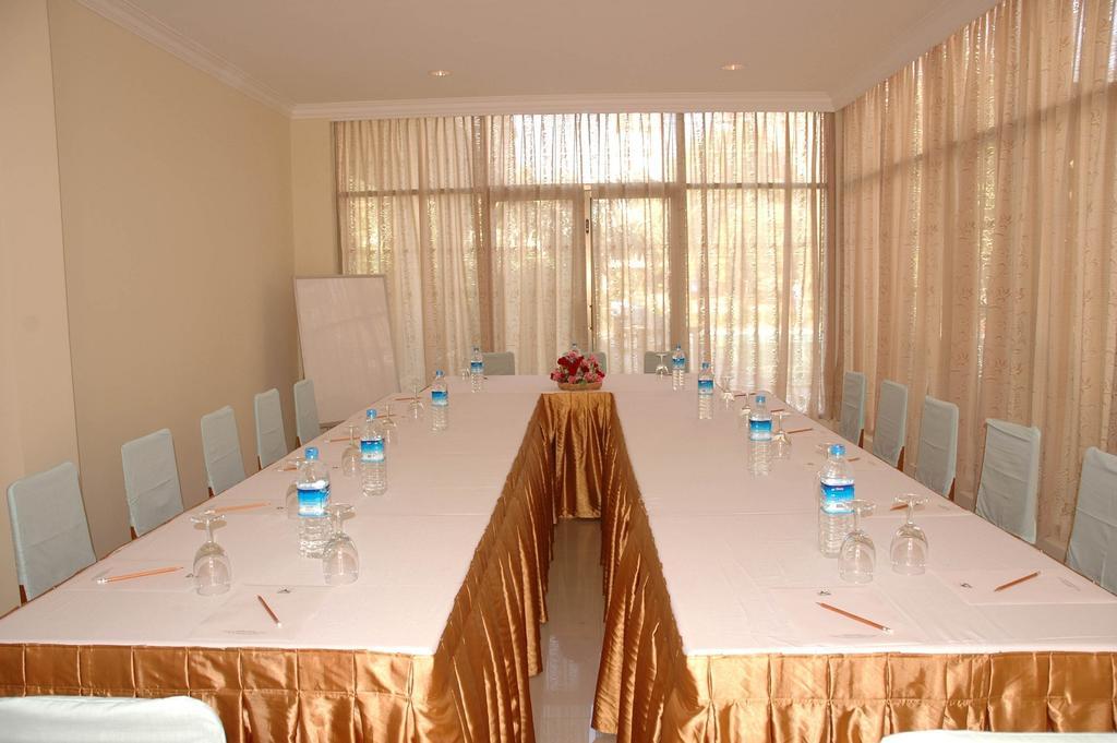 Mandalay City Hotel Екстериор снимка