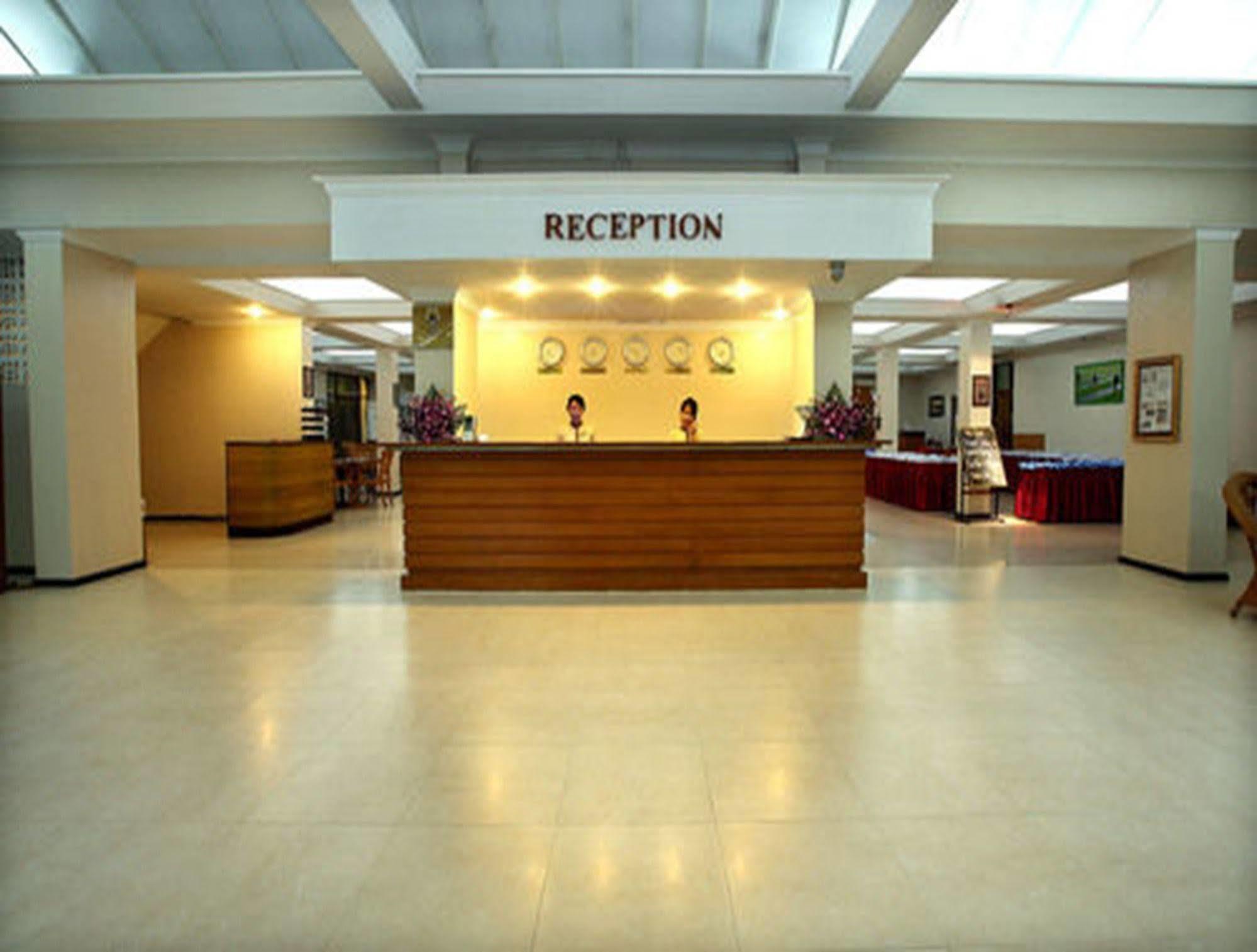 Mandalay City Hotel Екстериор снимка